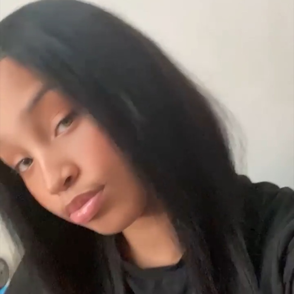 Meet your Posher, Amaya